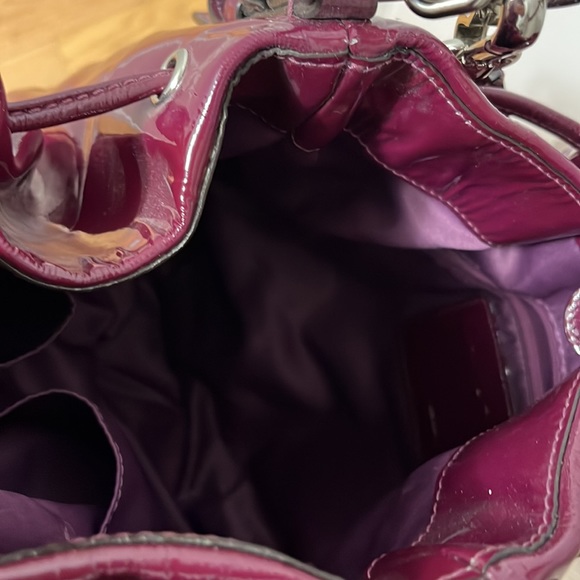 Coach Plum Patent Leather Bucket handbag - Picture 2 of 9